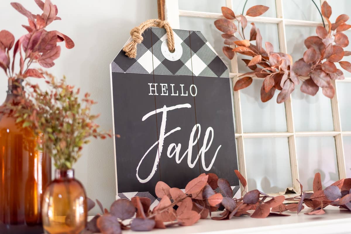Interior Stylist Shares Tips for Avoiding Cheesy Fall Decor—And TikTok ...