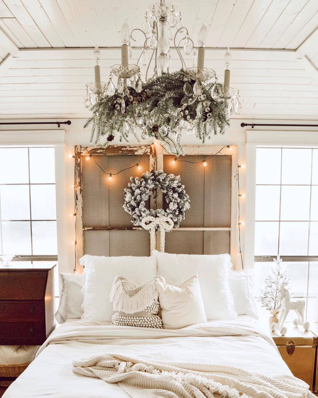 25 Neutral Christmas Decor Ideas - Parade Home & Garden