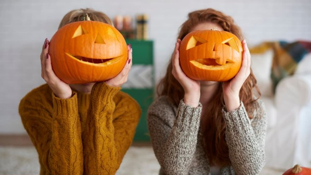 100-easy-pumpkin-carving-ideas-from-scary-to-cool-2024-parade-home-garden