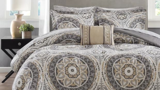 Wayfair Is Selling This Beautiful 9 Piece Comforter Set for Just 61 and Shoppers Say It Brightens Up the Room Perfectly Parade Home Garden