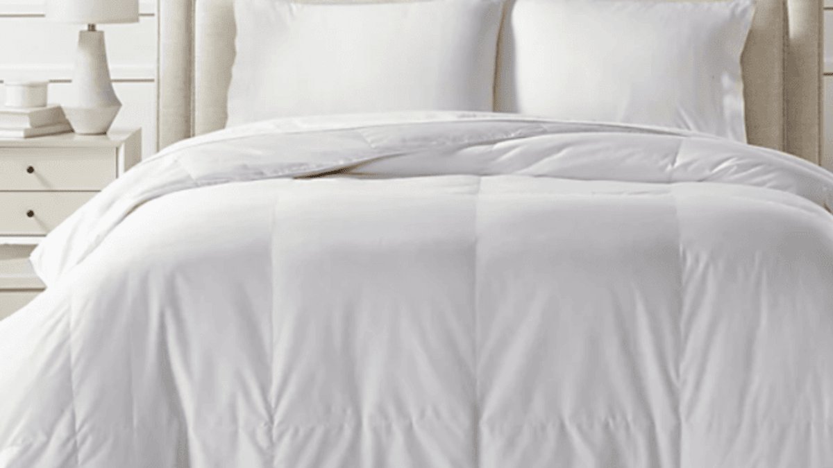 Charterclub down outlets comforter medium weight