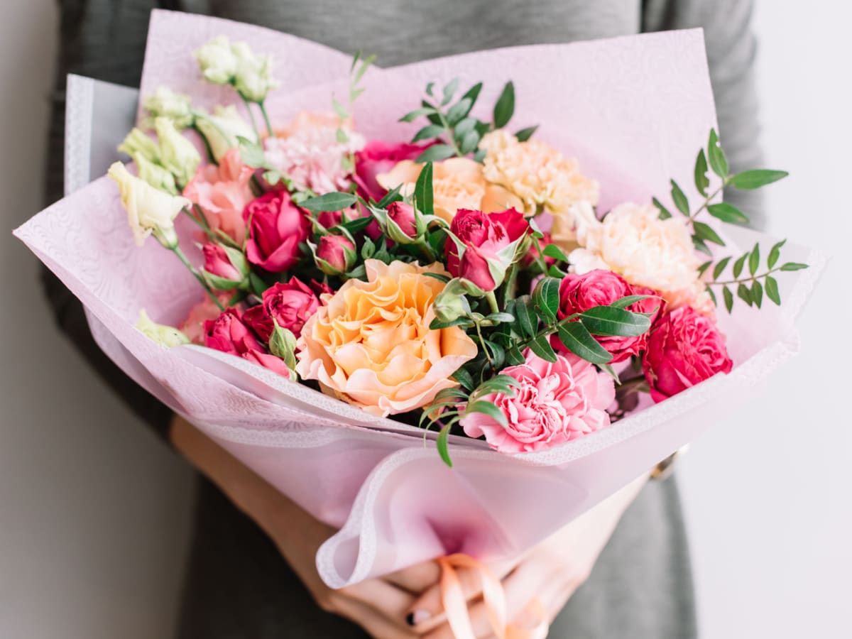31 Best Flower Delivery Services Online 2022 Perfect for Valentine s Day Parade Home Garden