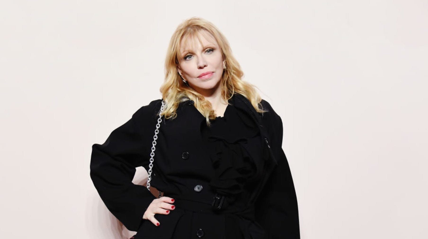 Courtney Love Has Officially Left The U.S. for A Reason She Calls 'Frightening'