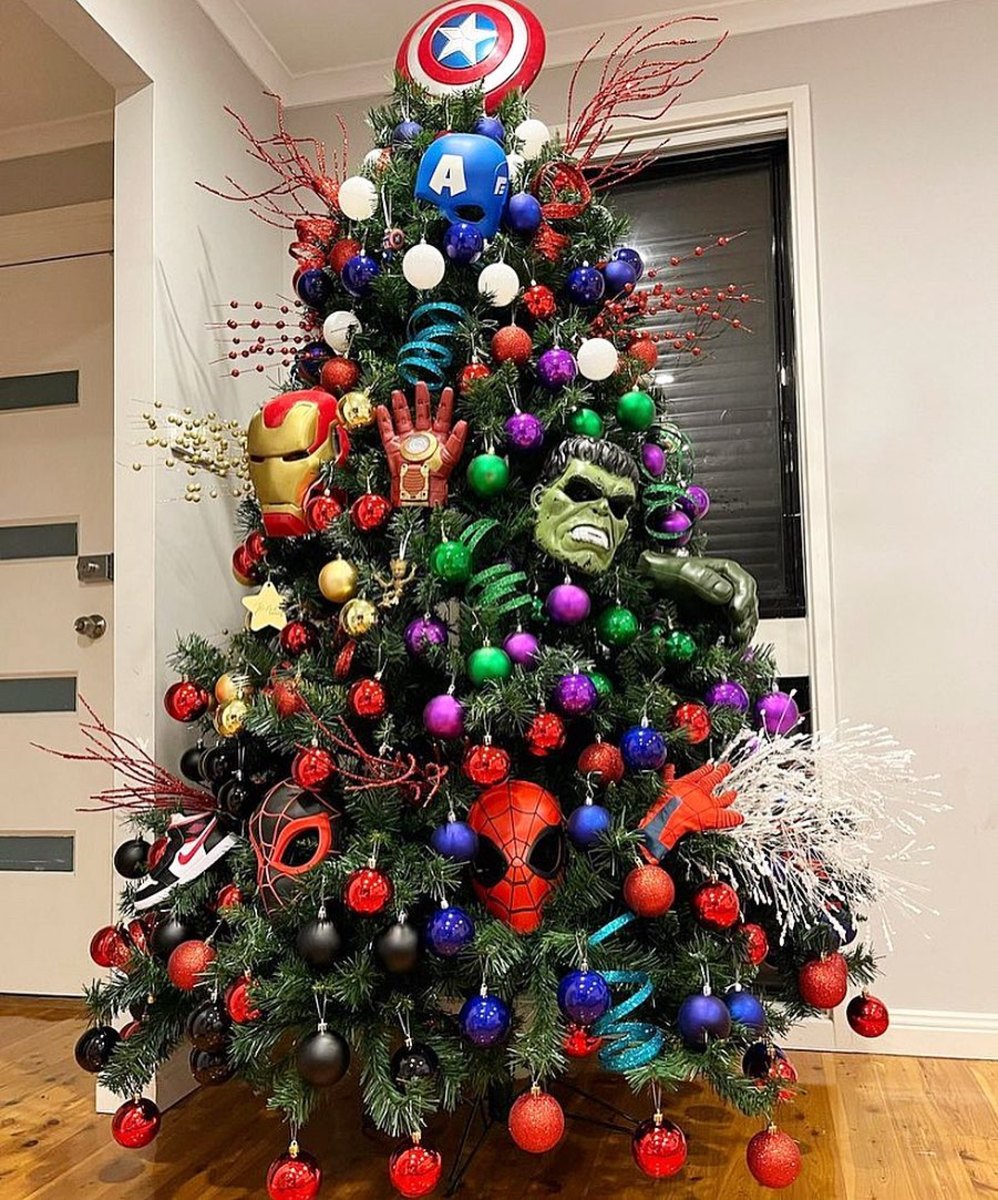 40 Christmas Tree Themes to Try Out in 2024 Parade Home & Garden