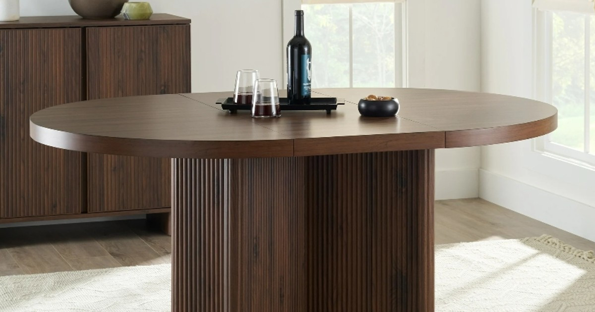 Walmart Just Came Out With a New Version of Their Viral Dining Room ...