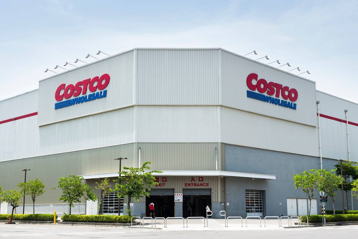 Costco's Viral Modular Couch Is Blowing Up Across the Internet—Here's ...
