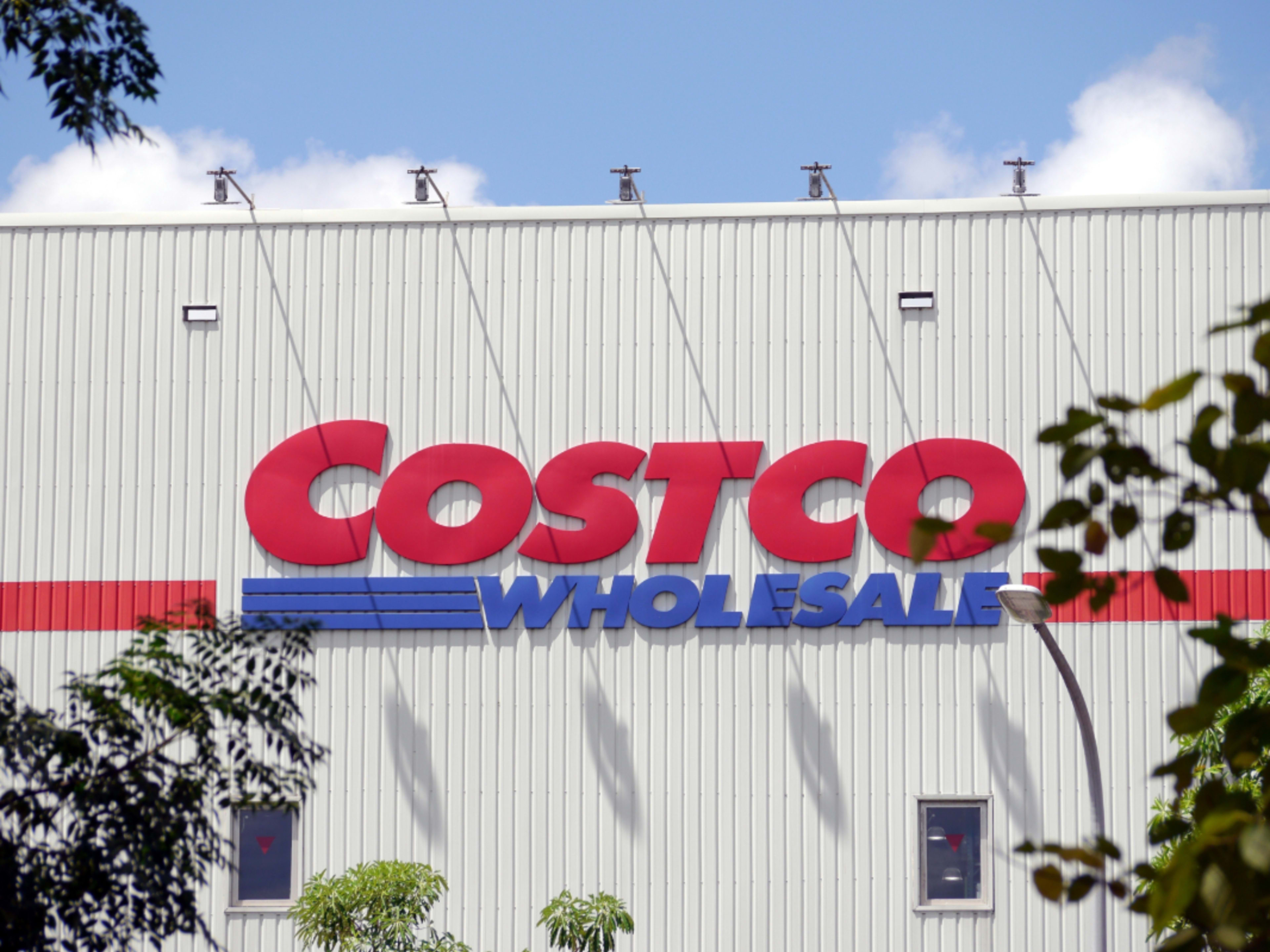 Is costco open on easter 2025 holiday hours