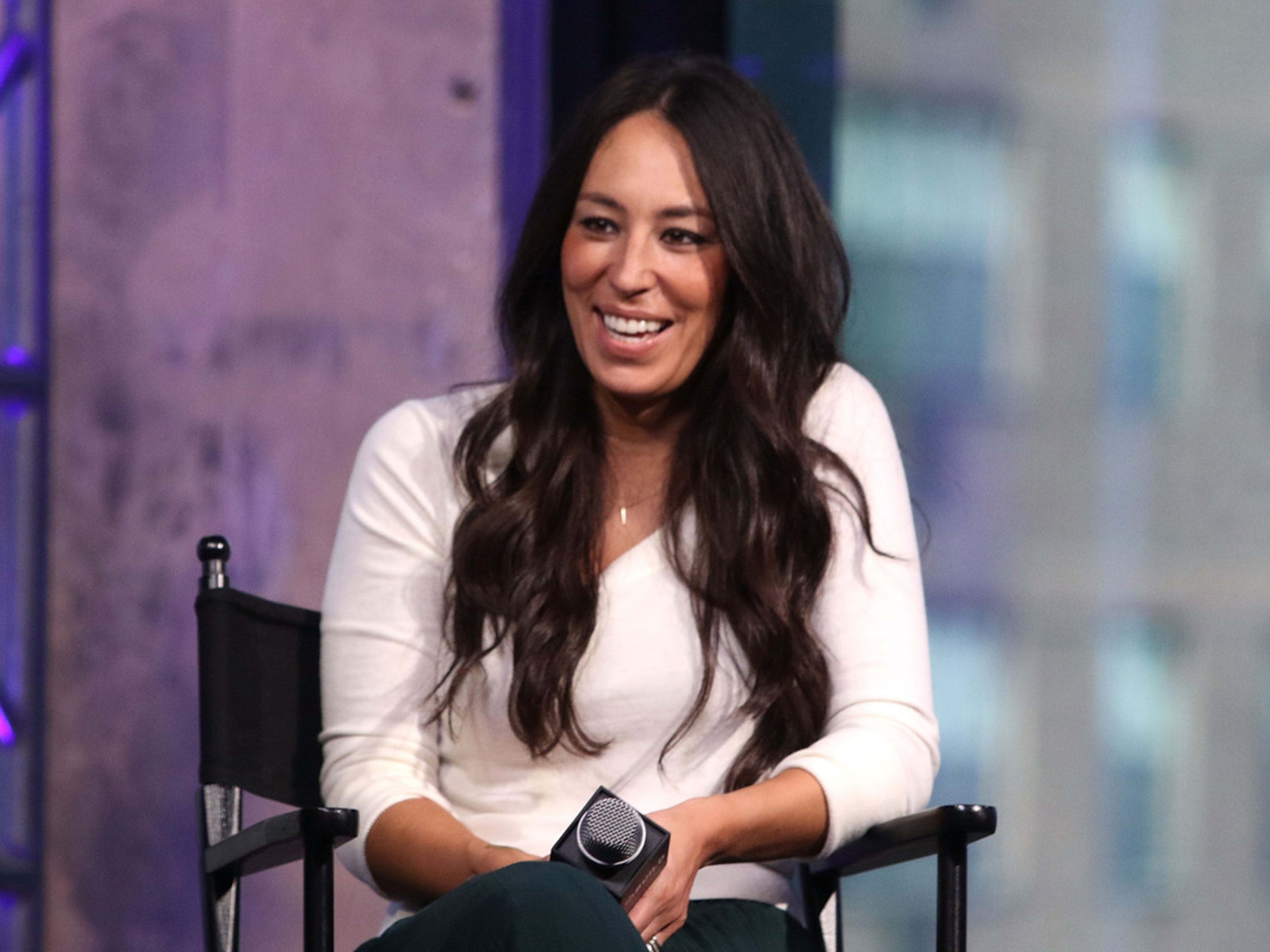 A Brand New Joanna Gaines Renovation Series Is Coming to Max