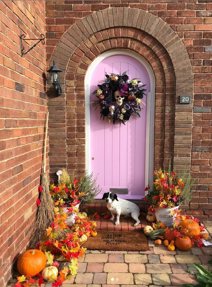 50 Halloween Wreath Ideas to DIY Parade Home & Garden