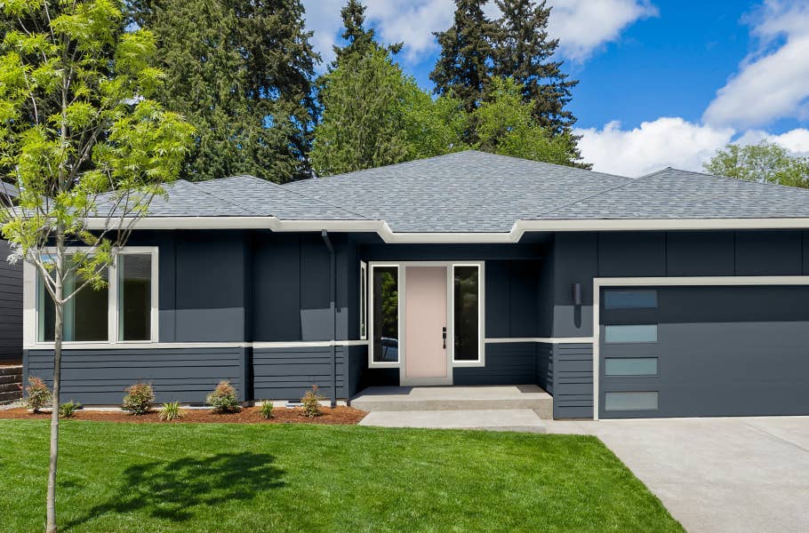 40 Exterior House Color Combos for Inviting Curb Appeal, According to a ...