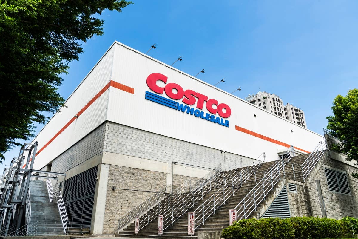 Costco's Viral Modular Couch Is Blowing Up Across the Internet—Here's ...